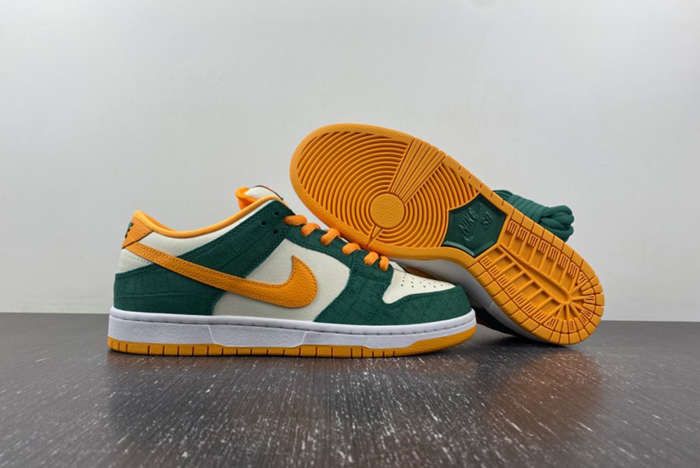 Nike SB Dunk Low Legion Pine Kumquat  304292-383