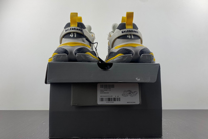 Ba*len*cia*ga runner sneaker  784341 w2mv1 1170