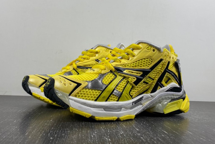 Ba*len*cia*ga runner sneaker   677402-w2rd3-0510