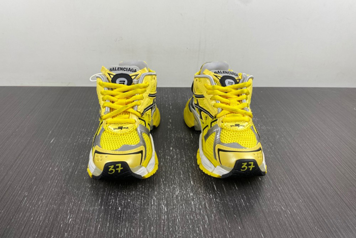 Ba*len*cia*ga runner sneaker   677402-w2rd3-0510