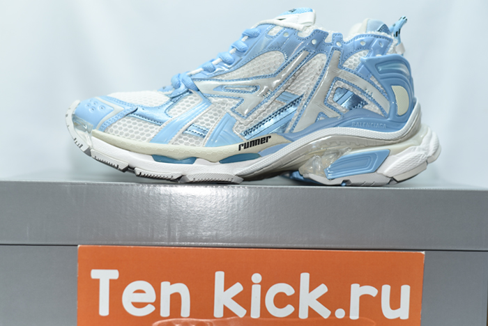 Ba*len*cia*ga runner sneaker   677403 w3rb2 9744