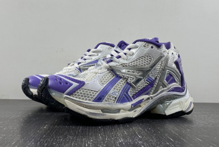 Ba*len*cia*ga runner sneaker   677402-w3rb3-5901