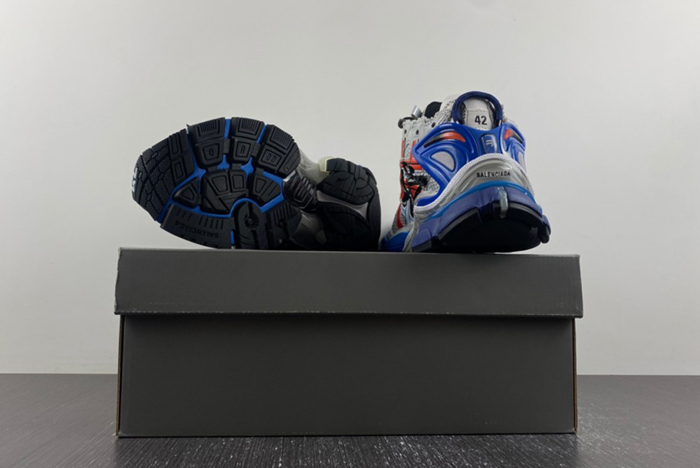 Ba*len*cia*ga runner sneaker  677403-w3rb6-1264