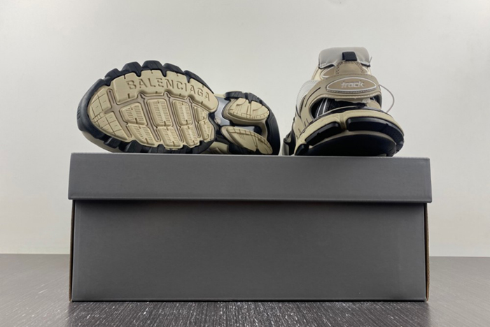 Balenciag Track 3.0 542023 W3AC4 8017