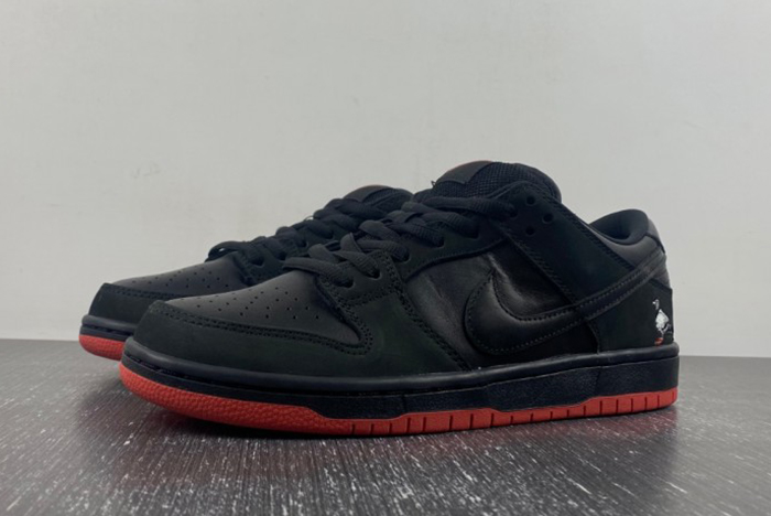 Nike Dunk SB Low TRD QS “Pigeon”  883232-008
