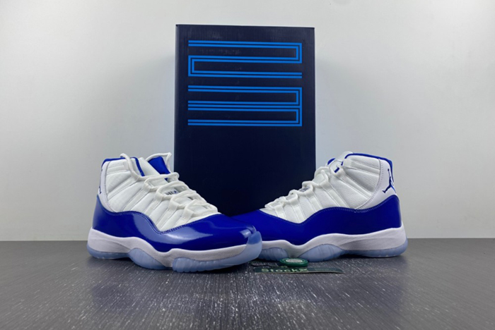 Air Jordan 11  CT8012-114