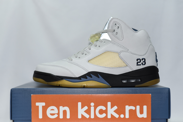 A Ma Maniere x Air Jordan 5 “Diffused Blue FZ5758-004