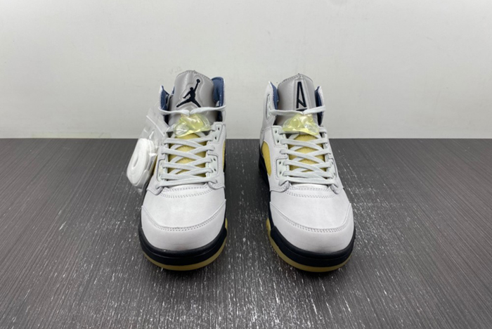 A Ma Maniere x Air Jordan 5 “Diffused Blue FZ5758-004