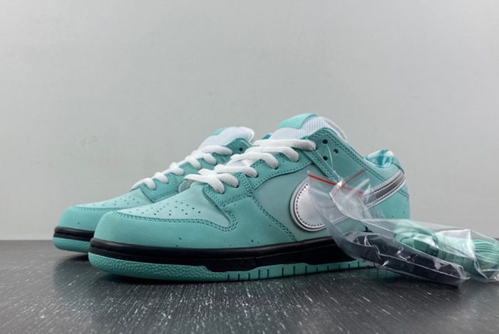 concepts x T*f*ny co. x nike sb dunk low  bv1310-402