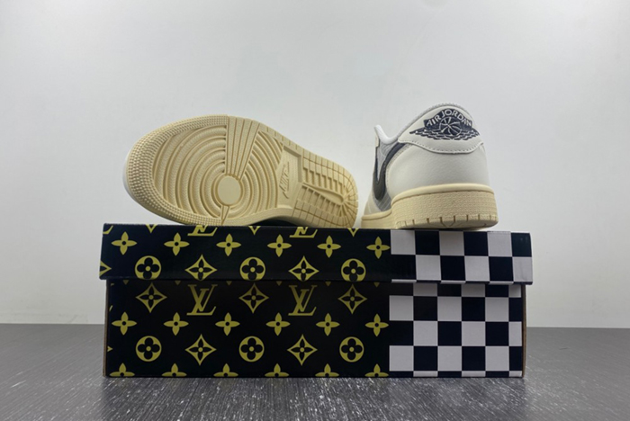 Air Jordan 1 Low  DZ8866-192