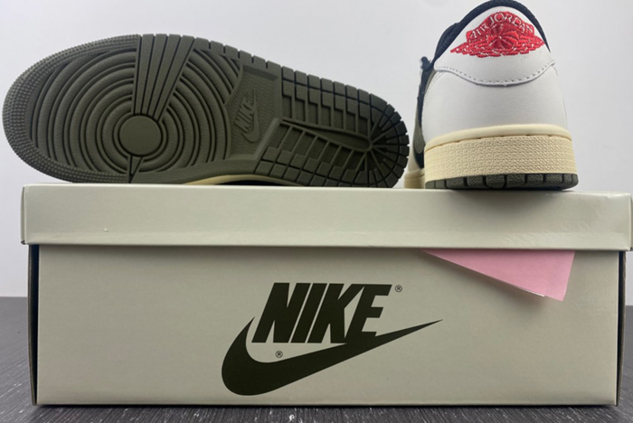 Travis Scott x Air Jordan 1 Low OG Olive  DZ4137-106