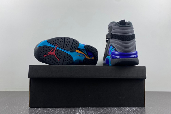 ir Jordan 8 “Aqua” 305381-025