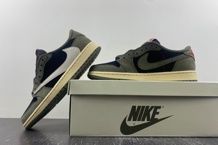 TS x AJ1 Travis Scott x Air Jordan 1 Low OG  DM7866-002-1