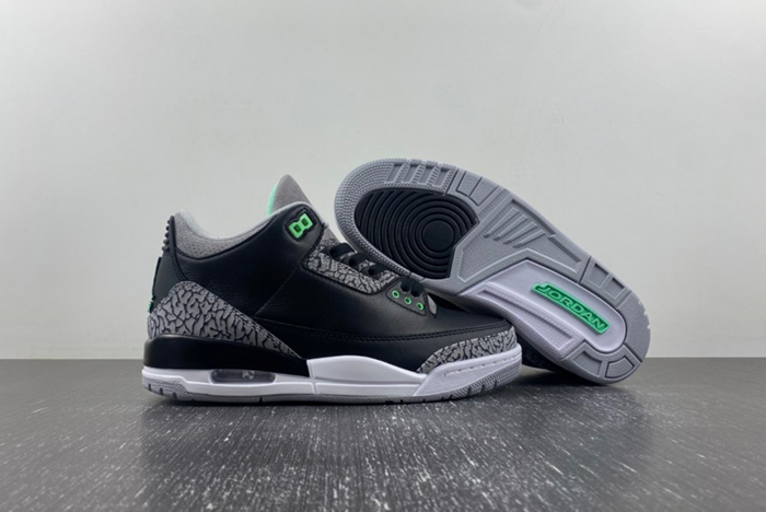 Air Jordan 3 “Green Glow”  CT8532-031