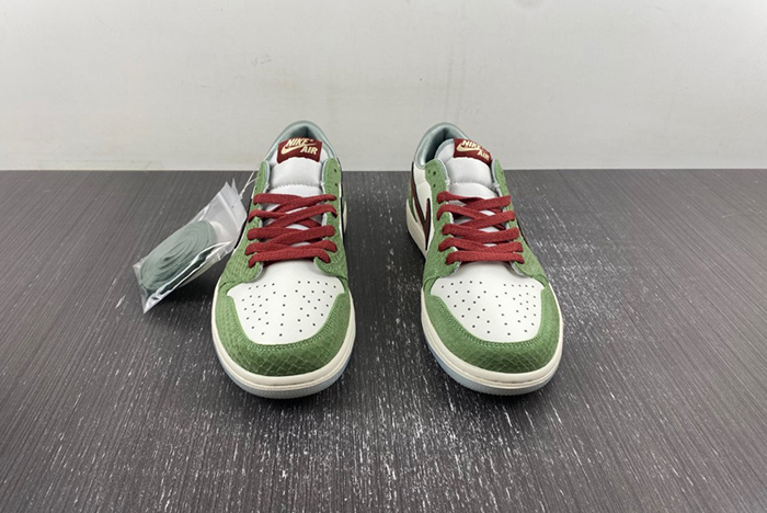 Air Jordan 1 Low OG “Year of the Dragon”  FN3727100