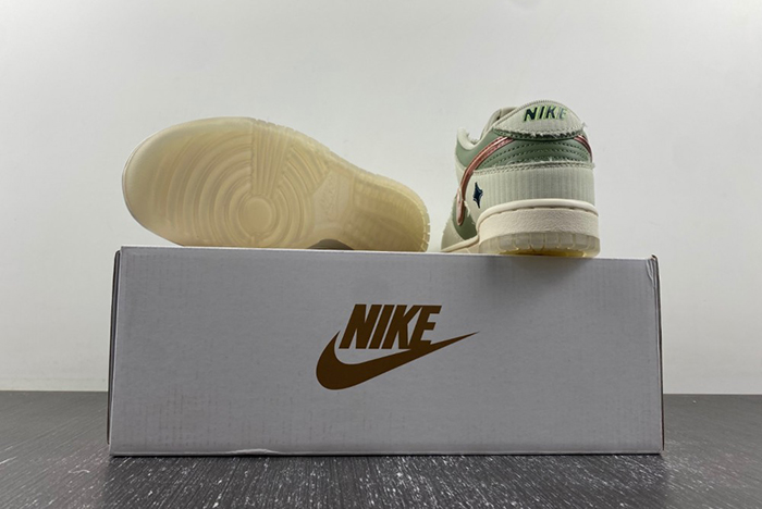 Nike Dunk Low Retro PRM Kyler Murray Be 1 of One  FQ0269-001