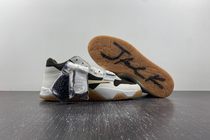 Travis Scott x Jordan Cut The Check  FZ8117-100 yellow
