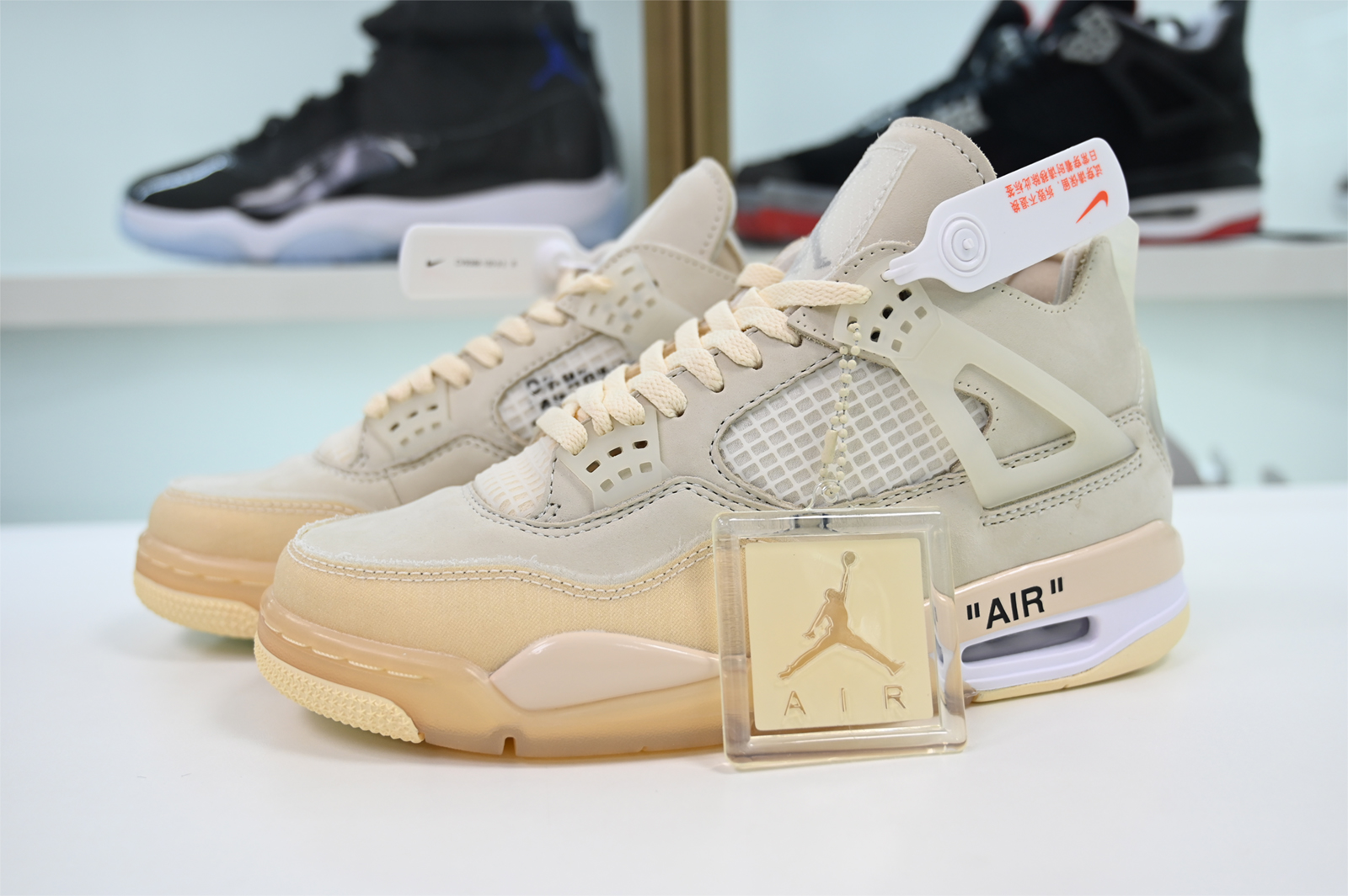 Air Jordan 4 RETRO x Off-White   CV9388-100