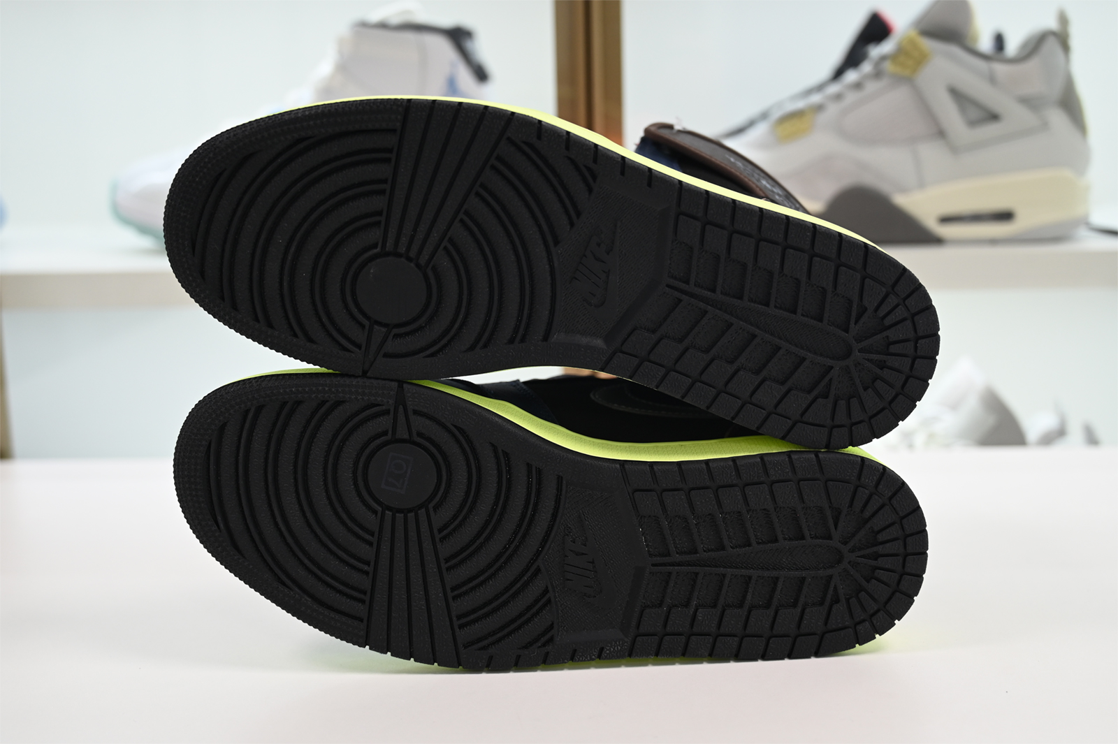 AIR JORDAN 1 BIO HACK 555088-201