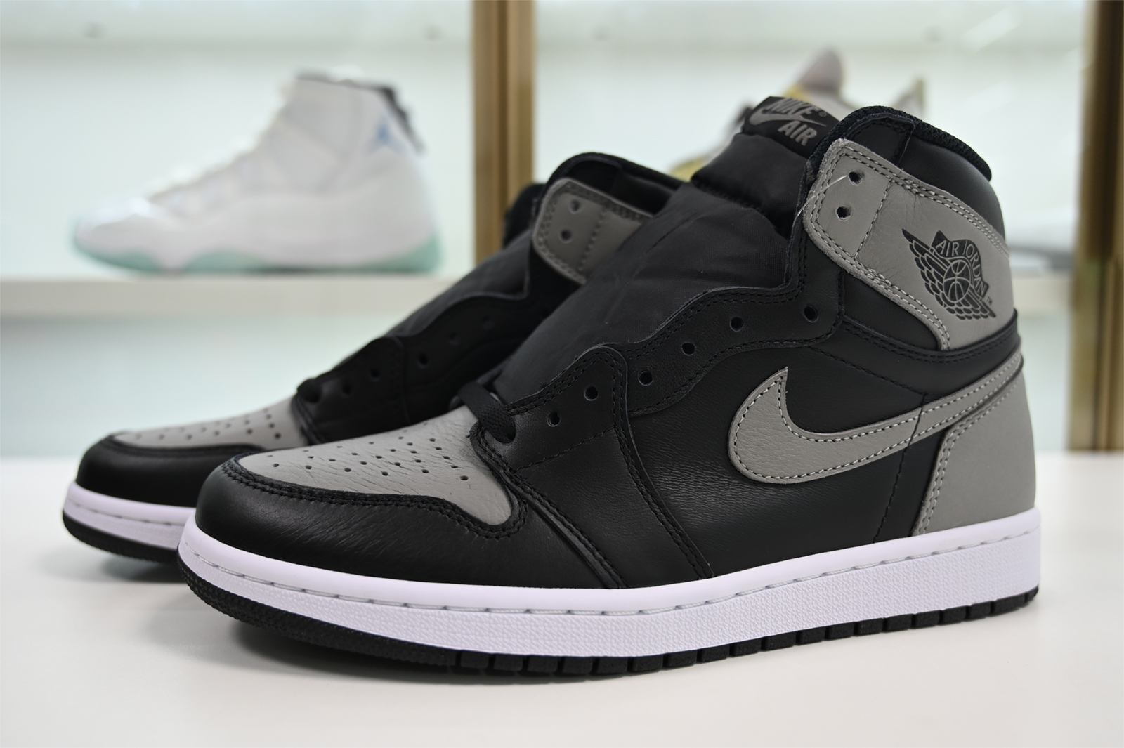 Air Jordan 1 Retro High OG “Shadow‘’   555088-013