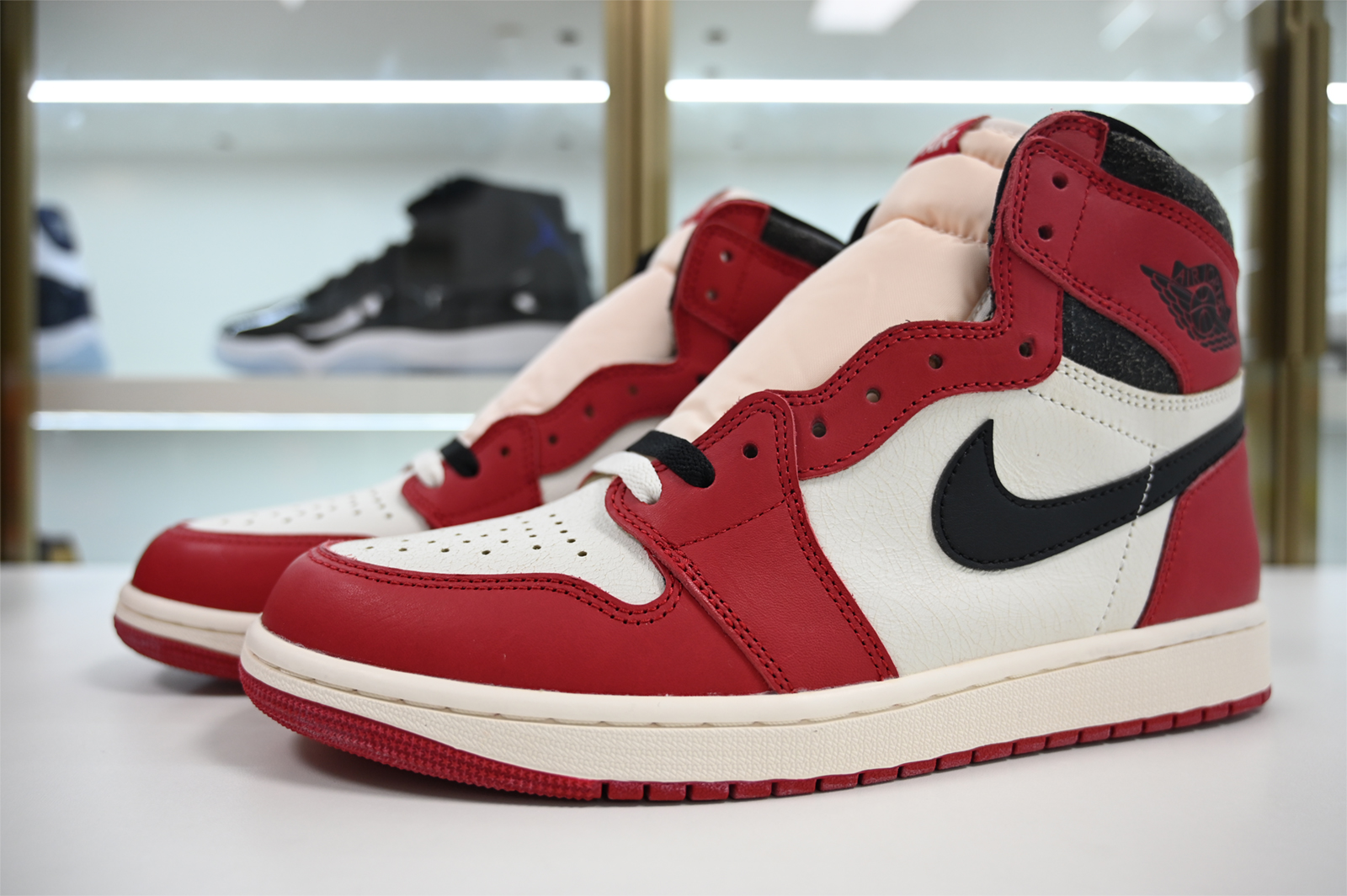 Air Jordan 1 High OG “Chicago Reimagined”  DZ5485-612