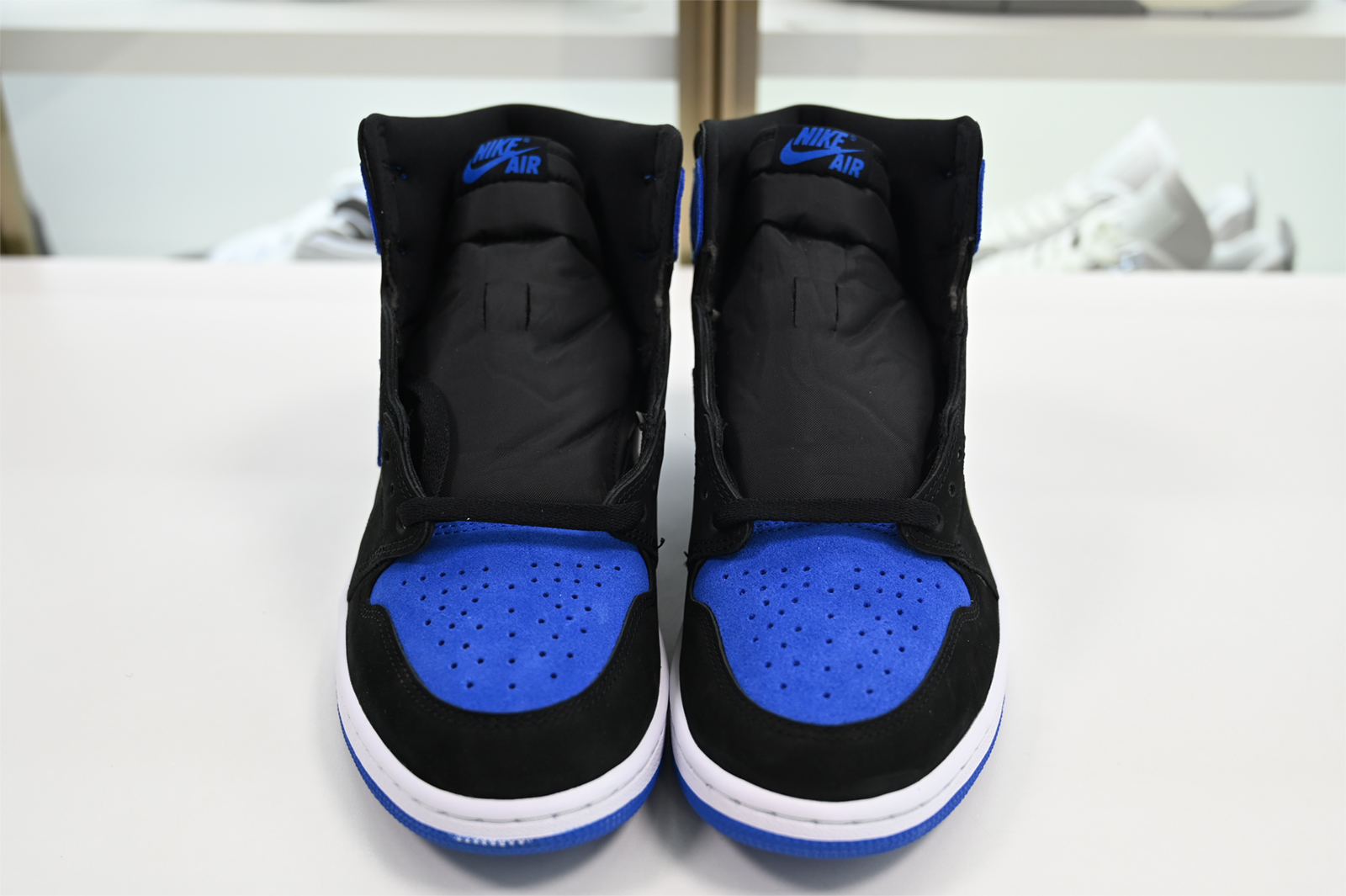 Air Jordan 1 High OG “Royal Reimagined”  DZ5485-042