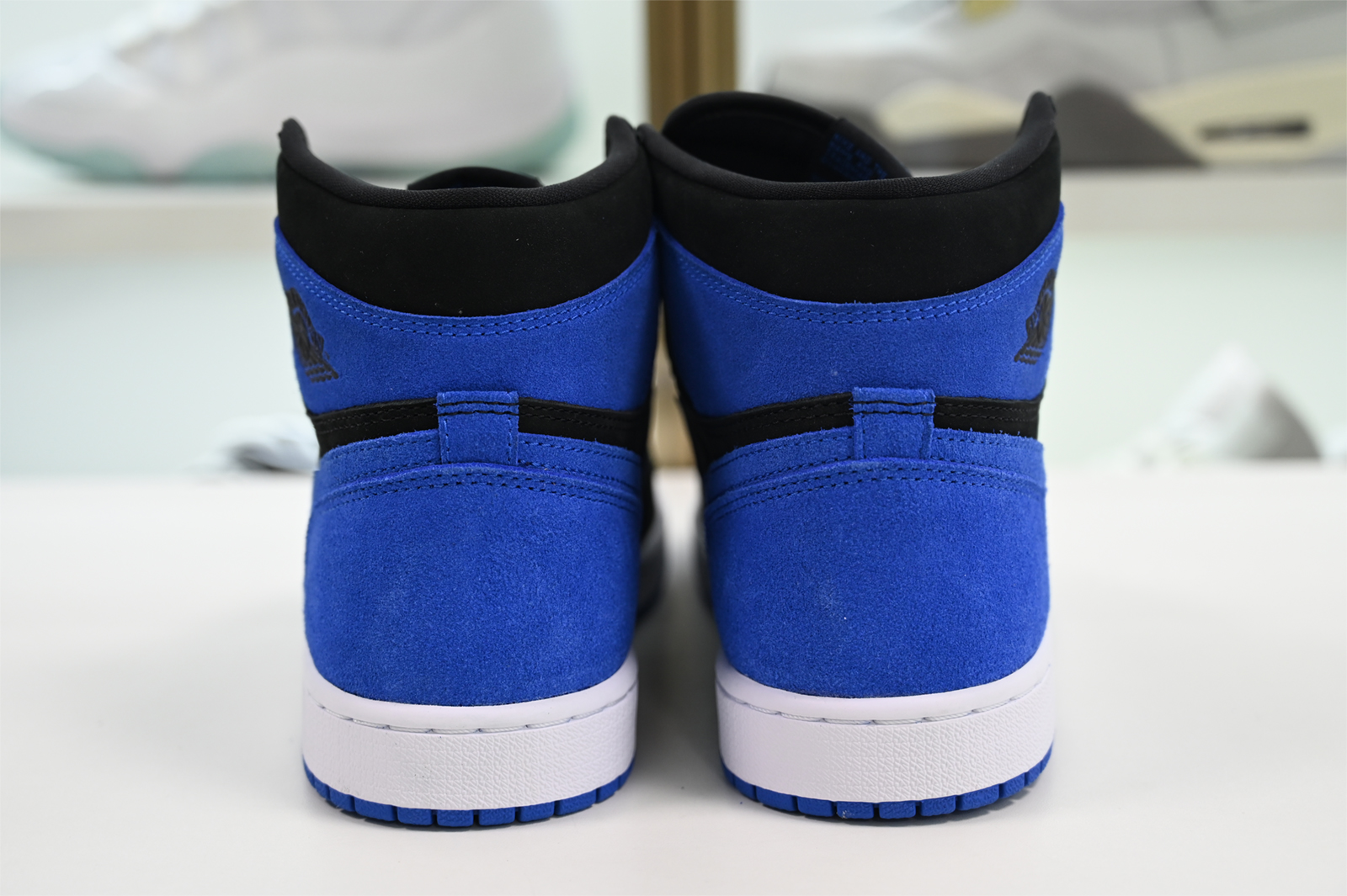 Air Jordan 1 High OG “Royal Reimagined”  DZ5485-042