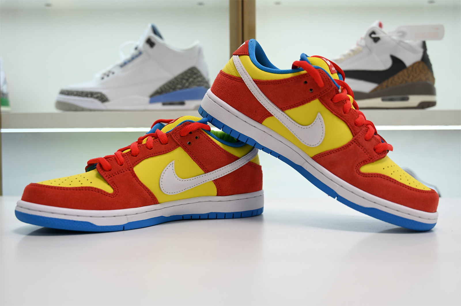 Nike SB Dunk Low “Bart Simpson”  BQ6817-602