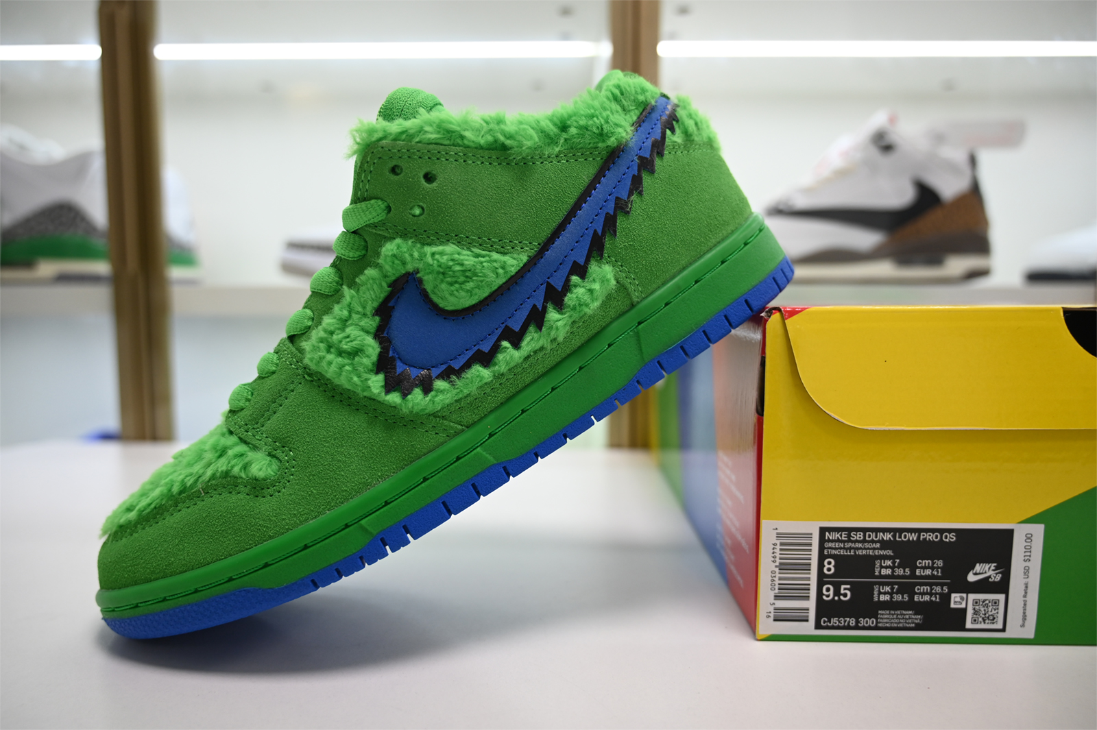 GRATEFUL DEAD X NIKE SB DUNK LOW “GREEN BEAR” CJ5378-300