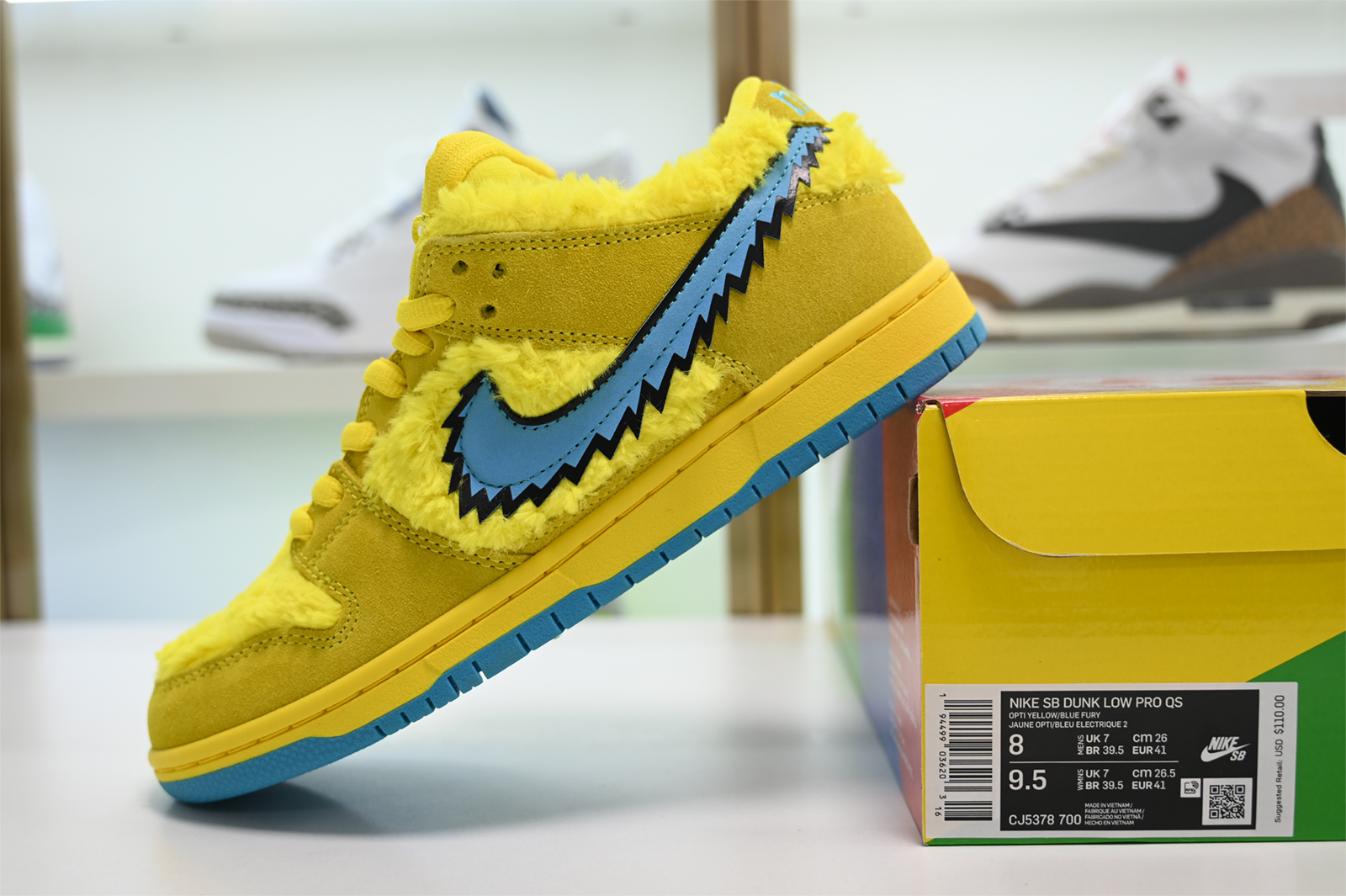 GRATEFUL DEAD X NIKE SB DUNK LOW “YELLOW BEAR” CJ5378-700