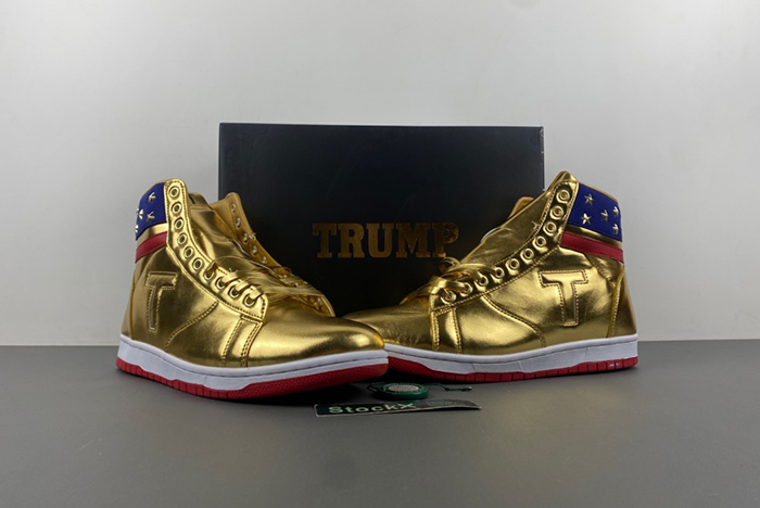 DONALD TRUMP NEVER SURRENDER  PKTLP001