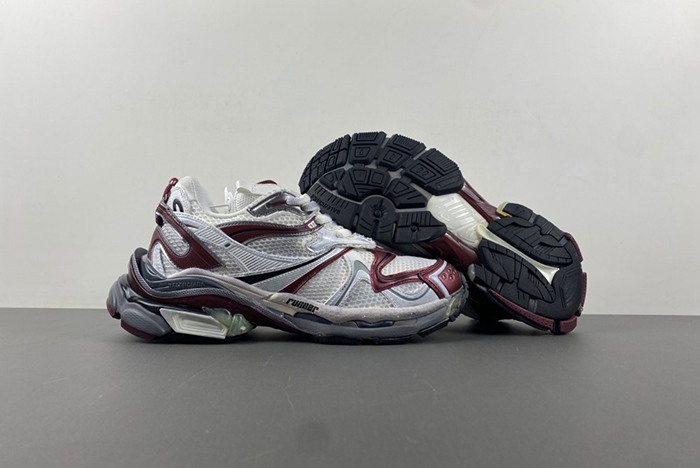 Ba*len*cia*ga runner sneaker 