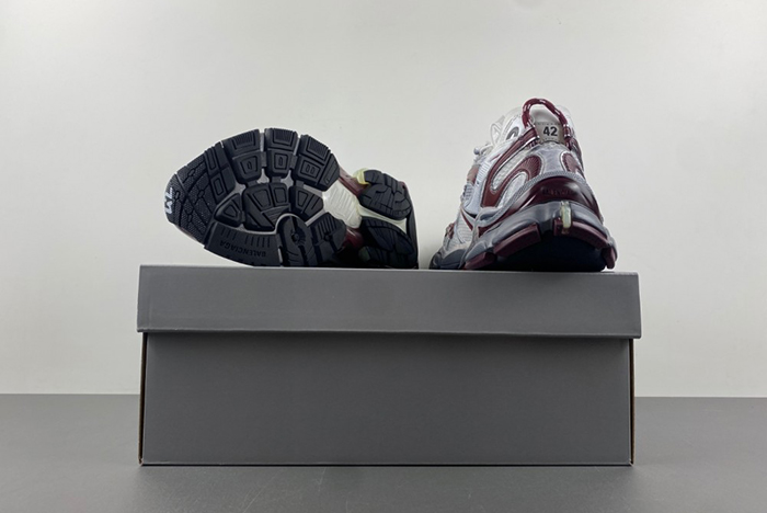 Ba*len*cia*ga runner sneaker 