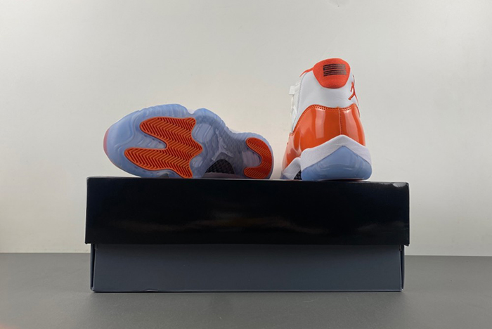 Ar Jordan 11 "Florida Gators" white orange  378037-002