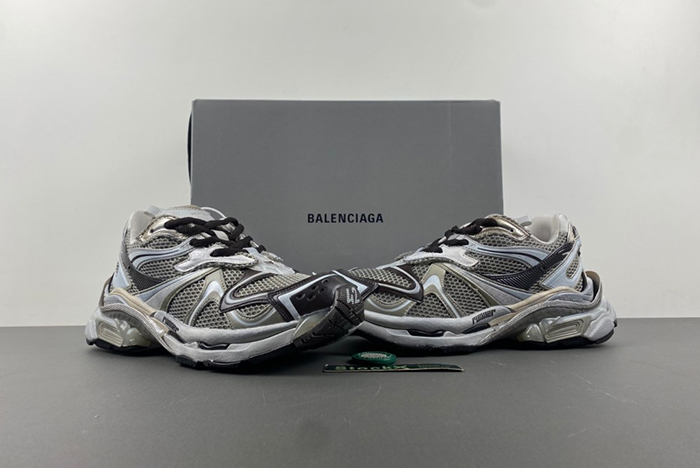 Ba*len*cia*ga mesh lace-up runner sneakers   779066-w3rbxp-2000