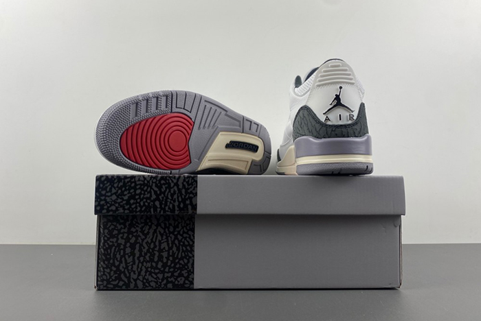 Air Jordan 3 “Cement Grey”  CT8532-106