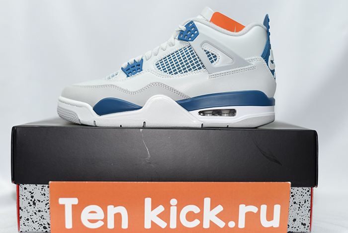 Air Jordan 4 