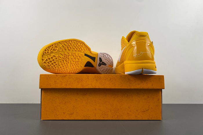 Off-White x Nike Kobe 6 “Canary”  CW2190-501