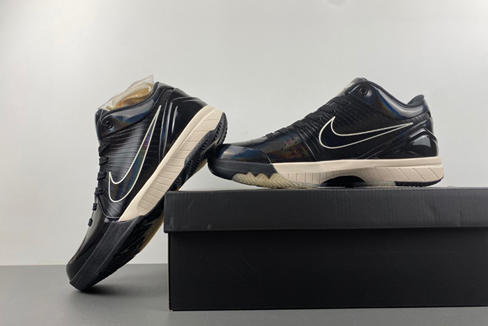 UNDEFEATED x Nike Kobe 4 Protro  CQ3869-001