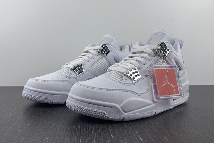 Air Jordan 4 Retro “Pure Money”  308497-100