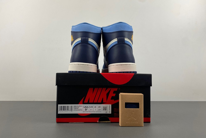 Air Jordan 1 High OG“First in Flight”  FD2596-400