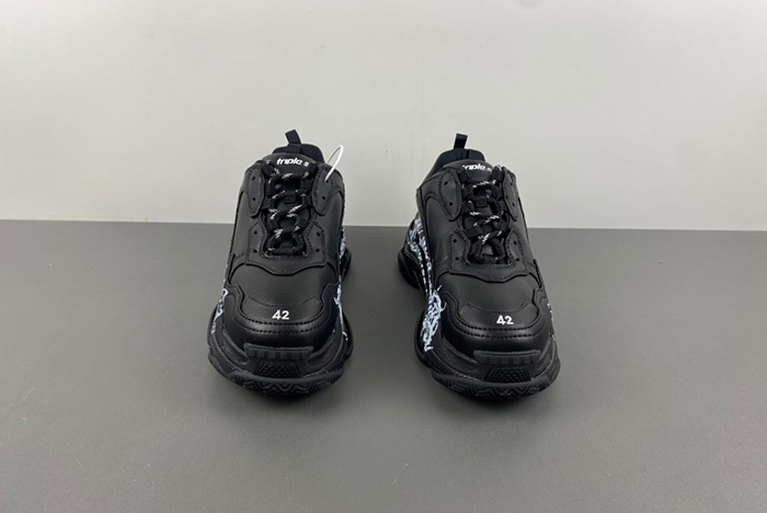 Ba*len*cia*ga triple s sneakers 536737 w2fay 9017