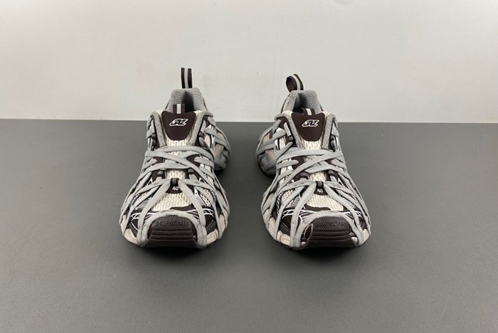 Ba*len*cia*ga 3xl extreme lace sneaker in brown/grey/beige 778698 w3xll 2097