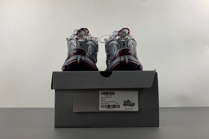 Ba*len*cia*ga runner sneaker  772774-w3rbw-0312