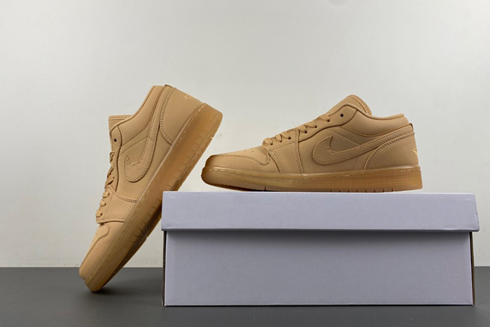 Air Jordan 1 Low SE “Pale Vanilla/Sand”  FZ3972-294