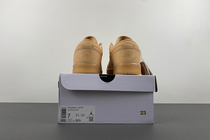Air Jordan 1 Low SE “Pale Vanilla/Sand”  FZ3972-294