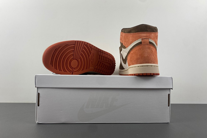 Air Jordan 1 High OG WMNS “Dusted Clay”  FQ2941-200