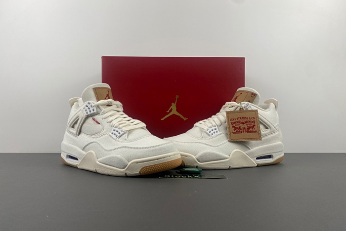 Levi’s x Air Jordan 4 “White” AO2571-100