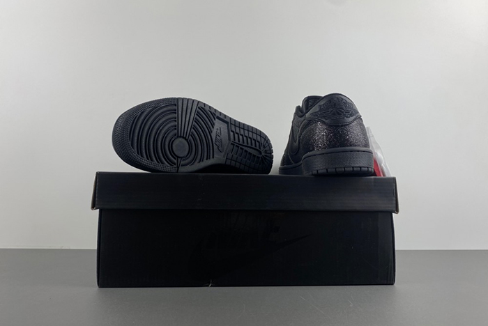 Travis Scott x Air Jordan 1  DM7866--282
