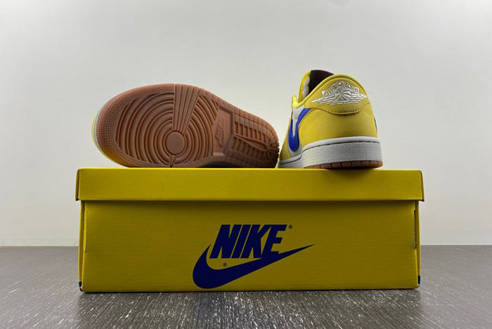 Travis Scott x Air Jordan 1 Low OG “Canary”  DZ4137-700